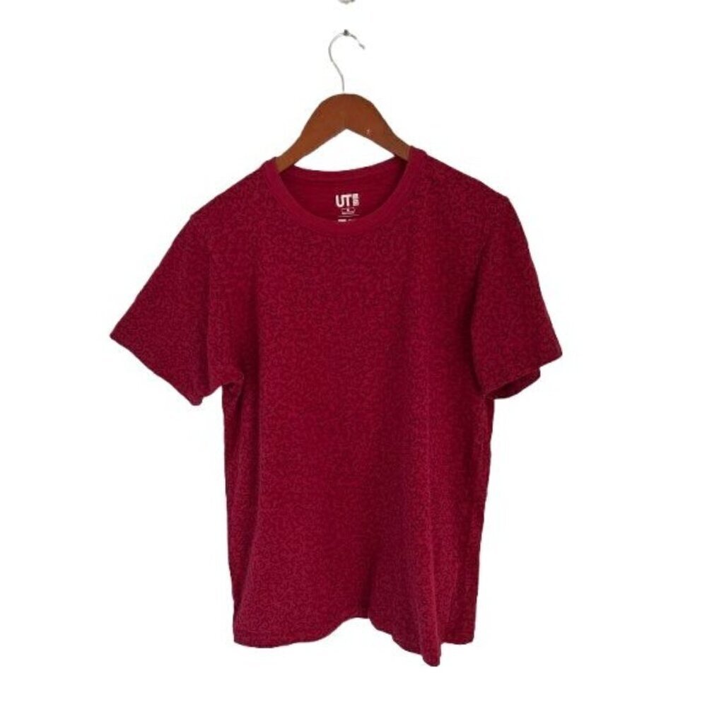 UNIQLO Crewneck Tee Cotton T-Shirt Burgundy Red Black Swirls Size Med